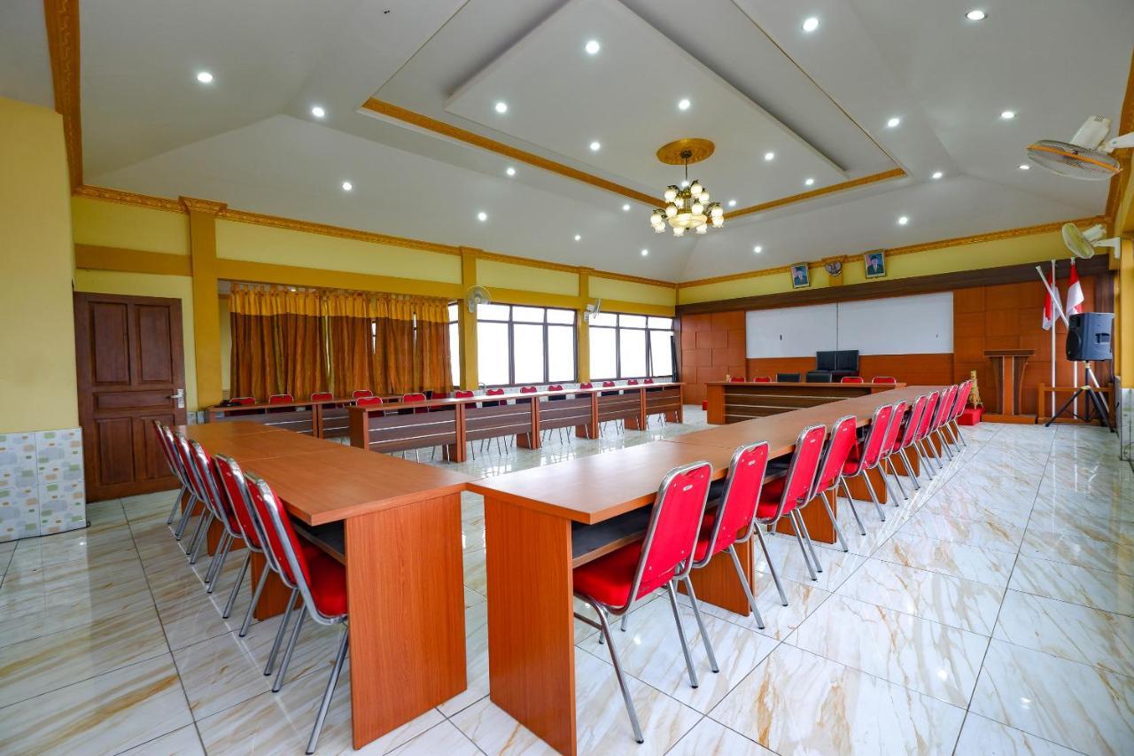 Oyo 3125 Hotel Taman Sari Semarang Exterior foto