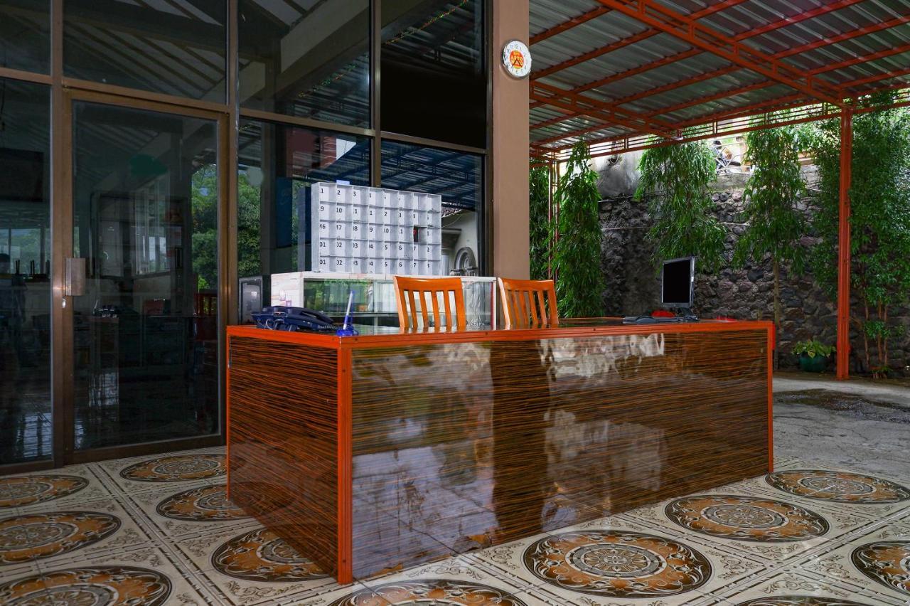 Oyo 3125 Hotel Taman Sari Semarang Exterior foto
